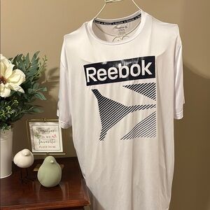 Reebok White Short Sleeve Tee with Modern Graphic